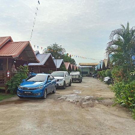 Talad Nam Klong Hae Resort Hat Yai Luaran gambar